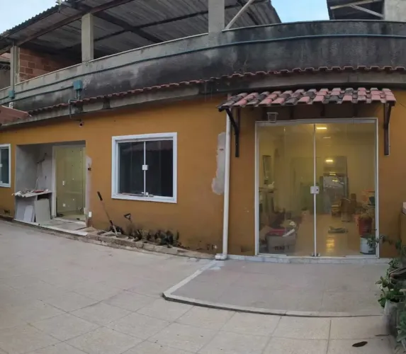 ALUGUEL MUTUAPIRA | SÃO GONÇALO CASA REFORMADA C/ TERRAÇO, CHURRASQUEIRA, SUITE E CLOSSET