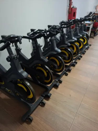 Vendo e alugo bikes de spinning 