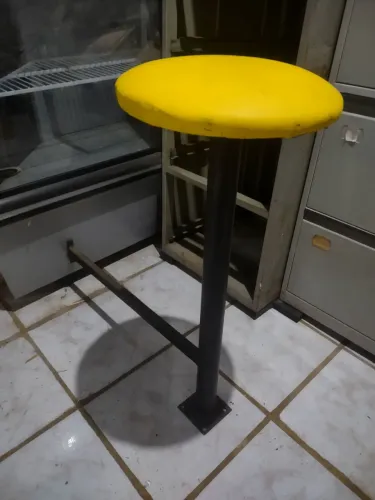 Banquetas de ferro para bar
