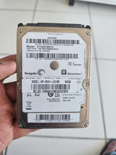 HD interno slim 500 GB para notebook + Placa de som externa via USB.