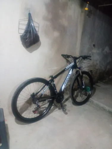 Bicicleta aro 29 rava pressure freio hidráulico
