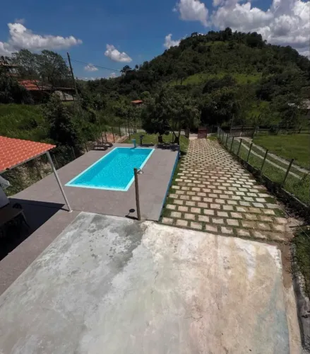 Vendo sítio aceito troca pego carro 