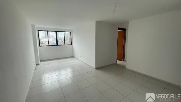 APARTAMENTO À VENDA NO RESIDENCIAL PREMIER CATOL