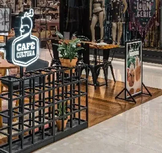 Cafeteria completa - Equipamentos profissionais + mobiliário - Florianópolis