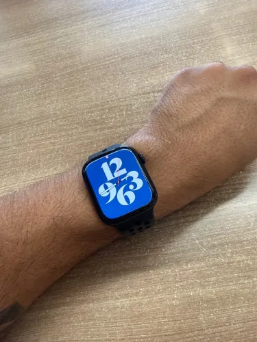Apple Watch 8