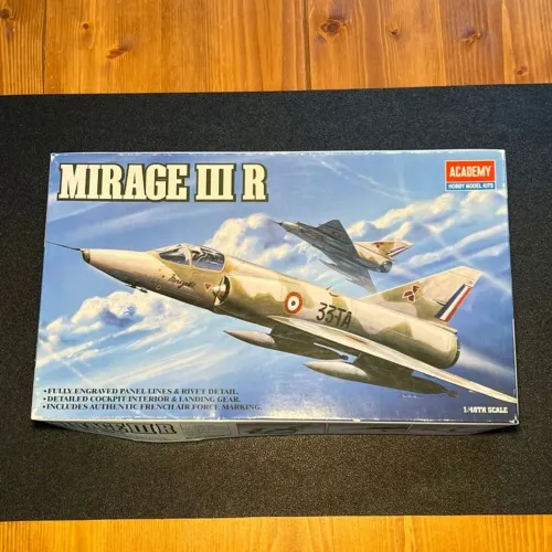 kit aeromodelismo mirage iii r academy 1/48 novo importado japão 