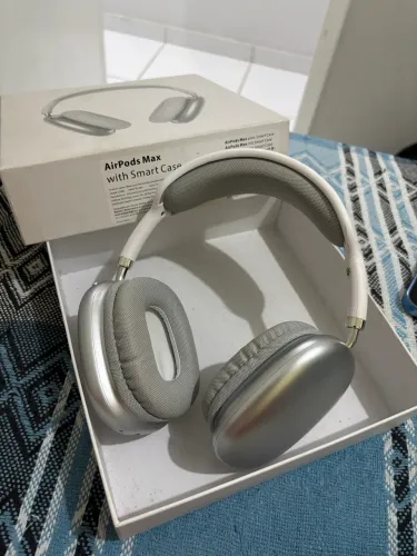 AirPod max