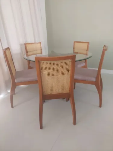 Mesa de jantar redonda