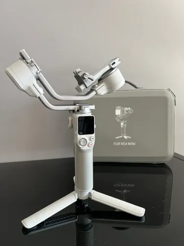 Gimblal DJI RS 4 Mini Combo kit Completo + Bolsa