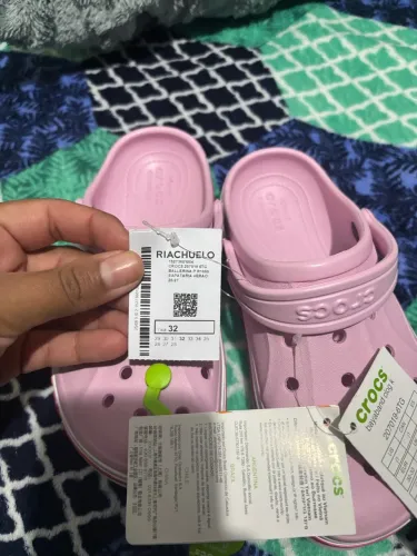 Crocs TAM 32 nova 200,00