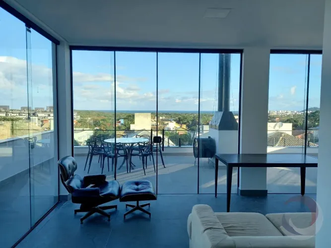Casa Residencial de 280m² com 5 dormitórios no Rio Tavares