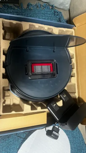 Robô Aspirador Electrolux Home-e Ultra ERB40 - Estado de Novo