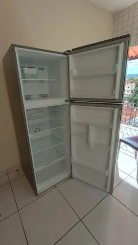 Vendo essa excelente geladeira