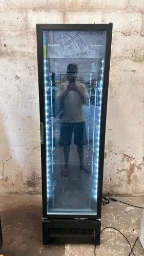 Expositor Metal Frio 343L Produto novo sem uso C/Nota e garantia