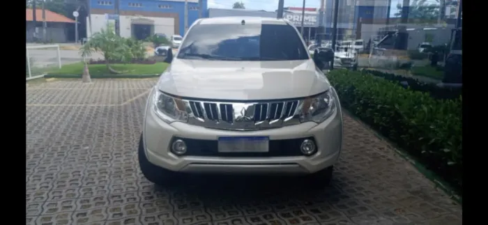 Mitsubishi L200 Triton Sport HPE 2.4 CD Diesel Aut. 2017