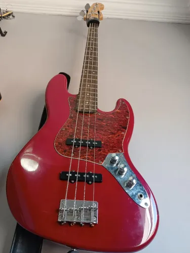  CONTRABAIXO SQUIER ATIVO - Circuito: TB-TECH + Cordas Elixir - 