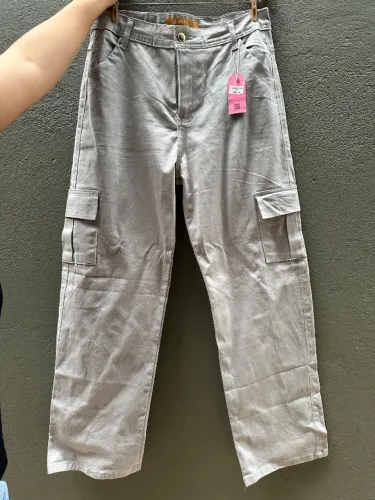 calça wide leg cargo yetspremium cinza