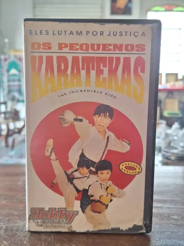 Eles Lutam por Justiça: Os Pequenos Karatekas (Holly Video)