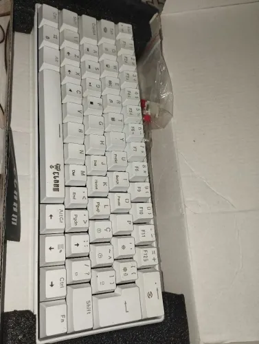 Teclado mecânico clanm 60%