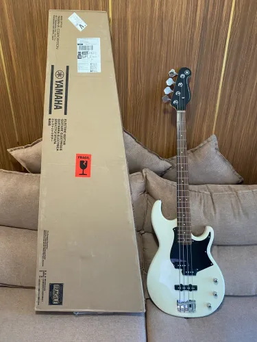 Contra Baixo Yamaha BB234 vintage- 4 CORDAS.Zero na Caixa