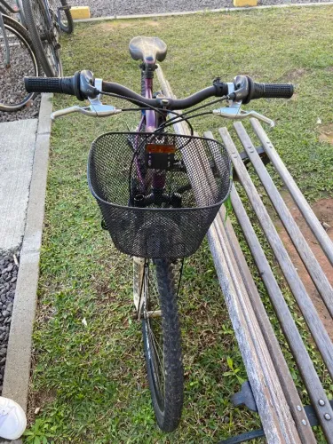 Bicicleta aro 26 adulto com cestinha