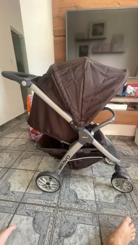 Vendo carrinho Chicco - Bravo em perfeito estado e higienizado!