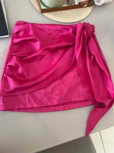 Saia acetinada pink TAM M