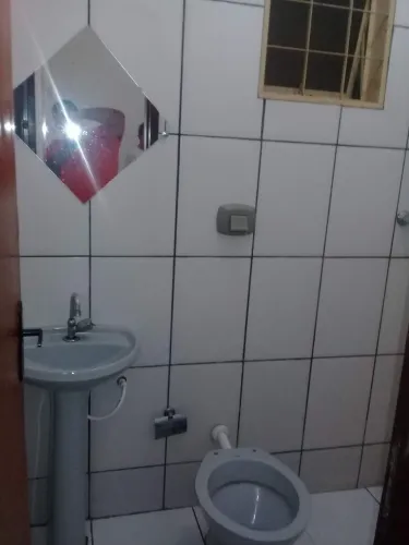 Aluga-se kitnet R$ 900,00