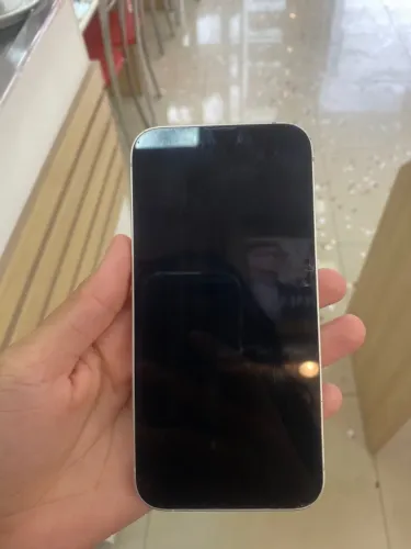 Iphone 14 funcionando perfeitamente tela trincada 