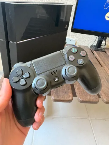 Playstation 4 - 500 GB