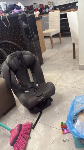 Cadeirinha de bebê para carro
