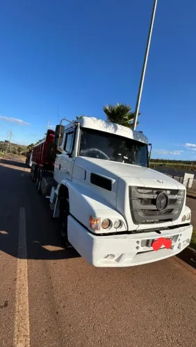 Mercedes-Benz 1635 truck