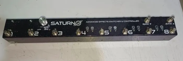 Controladora De Efeitos - Titan - Saturn Pedals