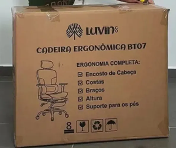Vendo cadeira de escritório profissional por 500