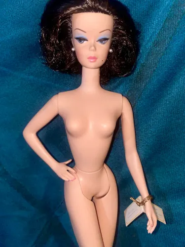 Boneca Barbie silkstone In The Pink nua collector rara CABEÇA COLADA