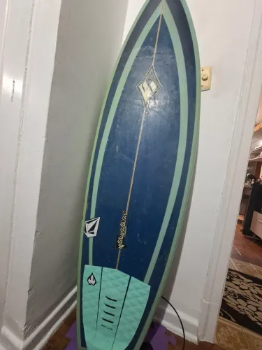 Prancha de surf usada 6'10 - 19 L