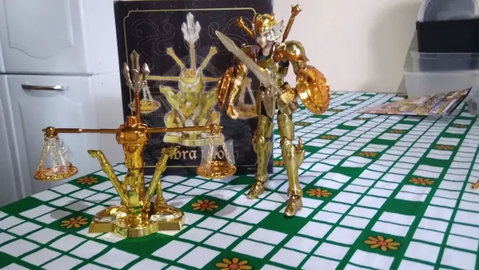Bonecos dos cavaleiros do zodiaco