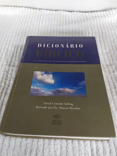Vendo dicionário bíblico 1 volume, editora difusão cultura.