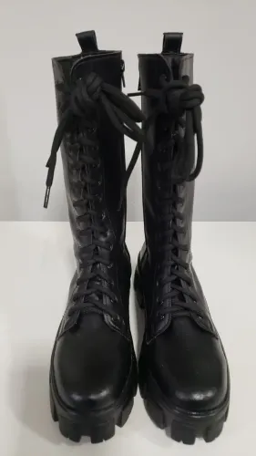 Bota nova coturno longo preto 38 tratorada desapego