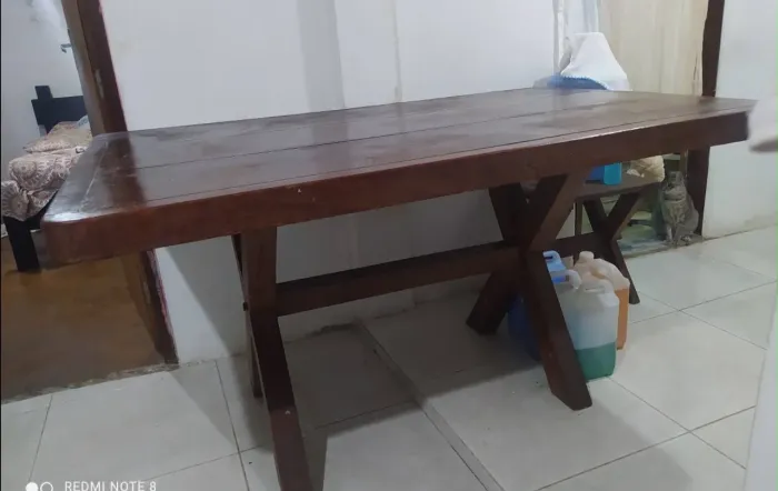 Mesa madeira maciça