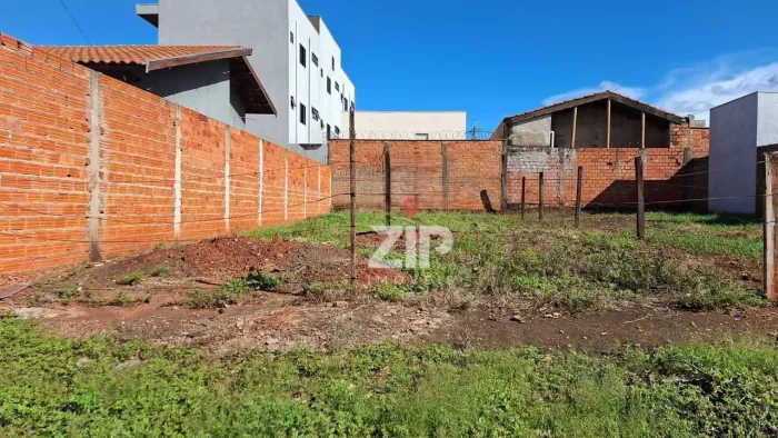 Terreno à venda, 160 m² por R$ 95.000,00 - Jardim dos Coqueiros - Barretos/SP