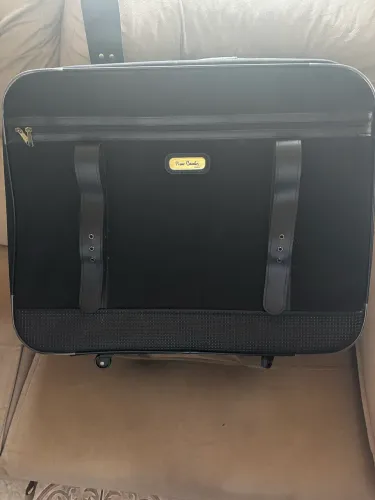 Vendo mala de viagem pierre cardin
