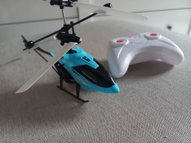 Helicóptero controle remoto(NOVO)