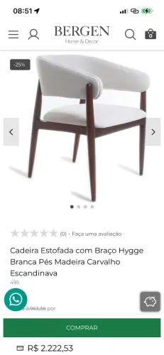 Cadeira braço Hygge branco com pés de madeira 