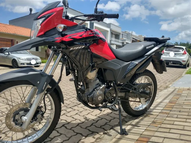 XRE 190 Impecável