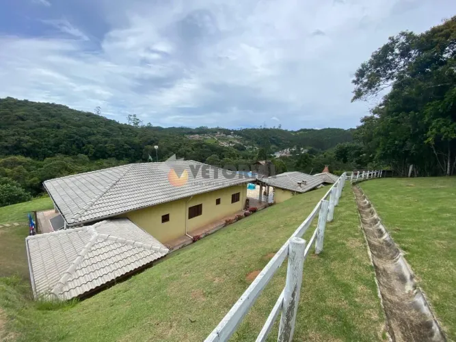 Chácara com 3 dormitórios à venda, 22600 m² por R$ 2.000.000,00 - Paraibuna - Paraibuna/SP