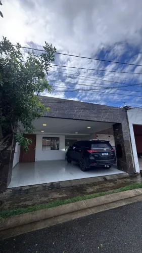 LOCAÇÃO CASA 3/4 DENTRO DE CONDOMÍNIO NO BAIRRO SIM