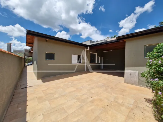Casa à venda no Sunset Village, Bragança Paulista