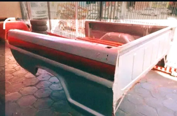 Carroceria F1000 até 97