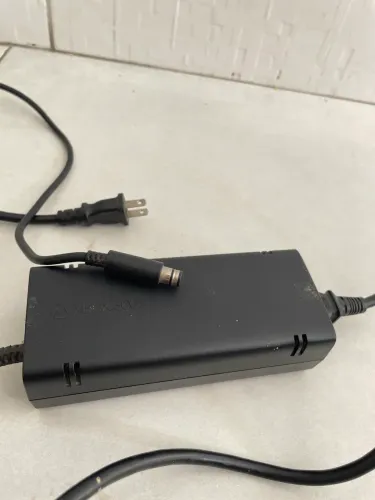 Fonte original Xbox 360 Super slim 1 pino - 110v